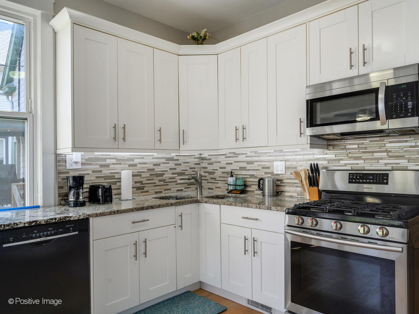 3109 Clarence Avenue