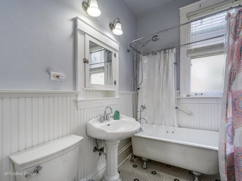 Tiny photo for 3109 Clarence Avenue, Berwyn, IL 60402 (MLS # 12605349)