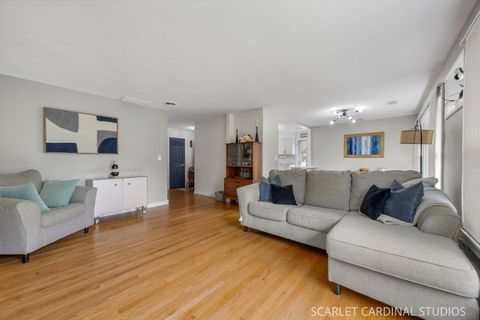 Tiny photo for 326 S Chase Avenue, Lombard, IL 60148 (MLS # 12637759)