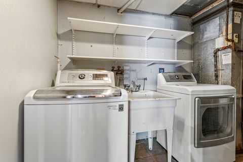 Tiny photo for 557 Cottonwood Circle, Bolingbrook, IL 60440 (MLS # 12498381)