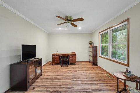 Tiny photo for 105 S Meadowhill Lane, Mahomet, IL 61853 (MLS # 12629174)