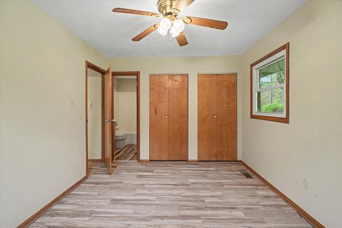 Tiny photo for 105 S Meadowhill Lane, Mahomet, IL 61853 (MLS # 12629174)