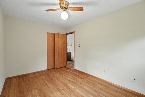 Tiny photo for 105 S Meadowhill Lane, Mahomet, IL 61853 (MLS # 12629174)
