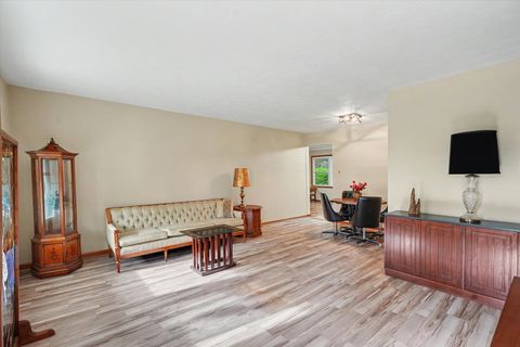 Tiny photo for 105 S Meadowhill Lane, Mahomet, IL 61853 (MLS # 12629174)