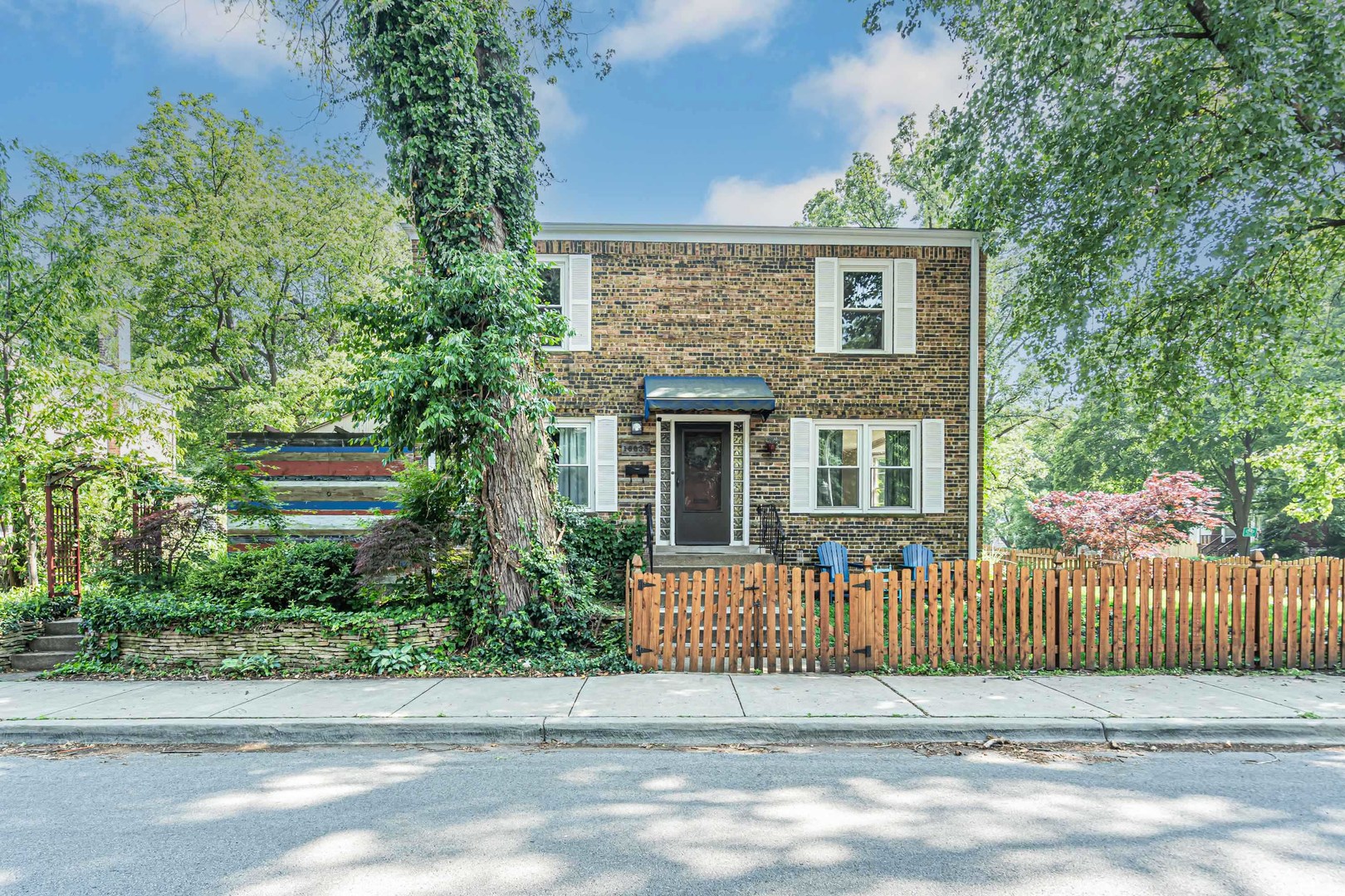 10033 S Prospect Avenue