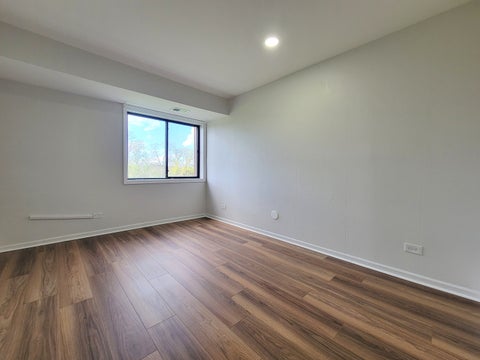 Tiny photo for 250 W PARLIAMENT Place #307, Mount Prospect, IL 60056 (MLS # 12622731)