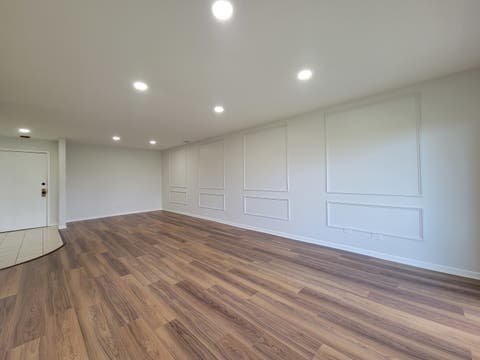 Tiny photo for 250 W PARLIAMENT Place #307, Mount Prospect, IL 60056 (MLS # 12622731)