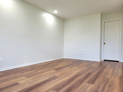 Tiny photo for 250 W PARLIAMENT Place #307, Mount Prospect, IL 60056 (MLS # 12622731)