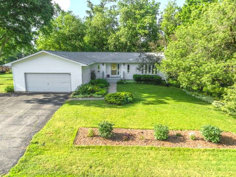 Photo of 7605 Ash Drive, Wonder Lake, IL 60097 (MLS # 12656959)