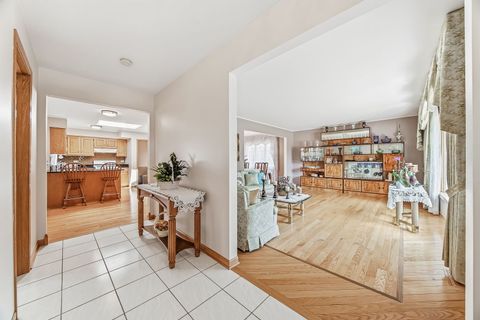 Tiny photo for 15542 Bramblewood Road, Oak Forest, IL 60452 (MLS # 12658527)