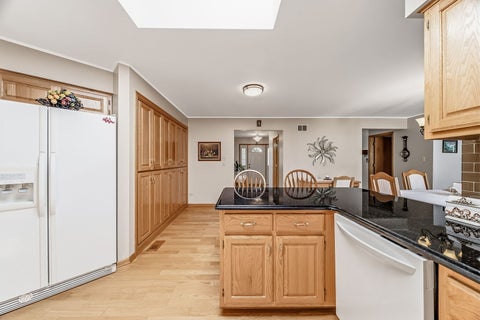 Tiny photo for 15542 Bramblewood Road, Oak Forest, IL 60452 (MLS # 12658527)