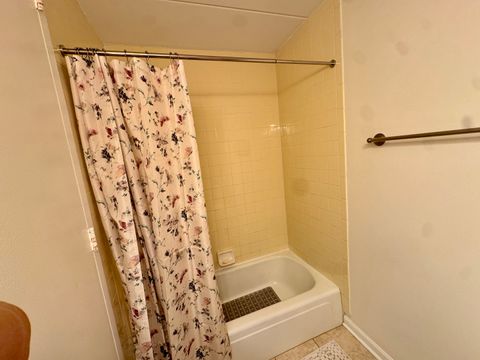 Tiny photo for 18 E Old Willow Road #522N, Prospect Heights, IL 60070 (MLS # 12594987)