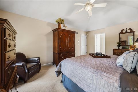 Tiny photo for Geneva, IL 60134 (MLS # 12704283)