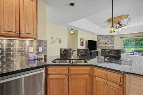 Tiny photo for 1913 Quail Run Drive, Mahomet, IL 61853 (MLS # 12616055)