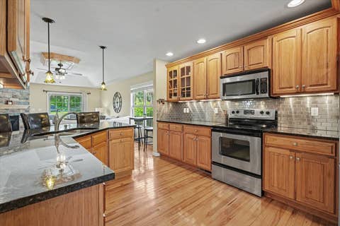 Tiny photo for 1913 Quail Run Drive, Mahomet, IL 61853 (MLS # 12616055)