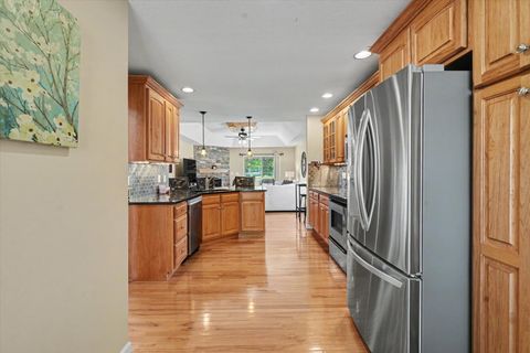 Tiny photo for 1913 Quail Run Drive, Mahomet, IL 61853 (MLS # 12616055)