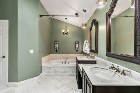 Tiny photo for 380 Covington Drive, Barrington, IL 60010 (MLS # 12648395)