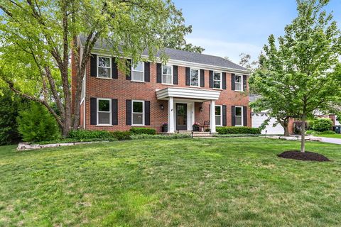 Photo of 380 Covington Drive, Barrington, IL 60010 (MLS # 12648395)