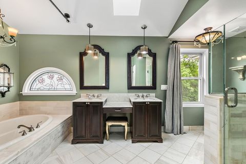 Tiny photo for 380 Covington Drive, Barrington, IL 60010 (MLS # 12648395)