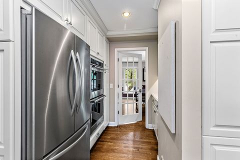 Tiny photo for 380 Covington Drive, Barrington, IL 60010 (MLS # 12648395)