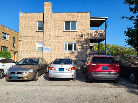 Tiny photo for 6308 N Kedzie Avenue #2W, Chicago, IL 60659 (MLS # 12488243)