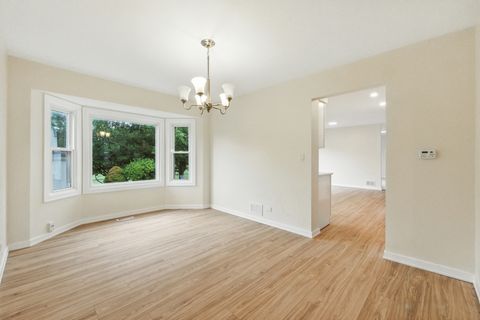 Tiny photo for 105 Abbeywood Circle, Streamwood, IL 60107 (MLS # 12461443)