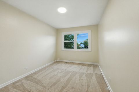 Tiny photo for 105 Abbeywood Circle, Streamwood, IL 60107 (MLS # 12461443)