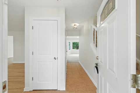 Tiny photo for 105 Abbeywood Circle, Streamwood, IL 60107 (MLS # 12461443)