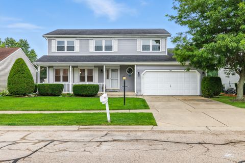 Photo of 105 Abbeywood Circle, Streamwood, IL 60107 (MLS # 12461443)