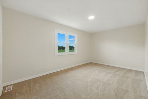 Tiny photo for 105 Abbeywood Circle, Streamwood, IL 60107 (MLS # 12461443)