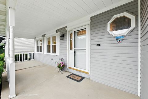 Tiny photo for 105 Abbeywood Circle, Streamwood, IL 60107 (MLS # 12461443)