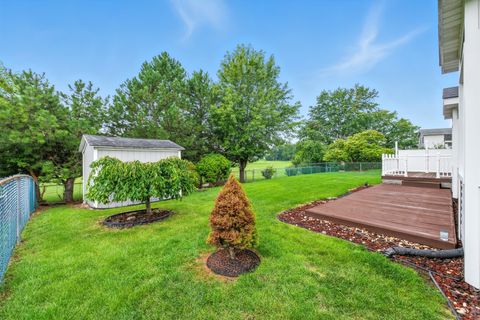 Tiny photo for 105 Abbeywood Circle, Streamwood, IL 60107 (MLS # 12461443)
