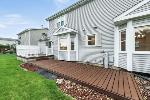 Tiny photo for 105 Abbeywood Circle, Streamwood, IL 60107 (MLS # 12461443)