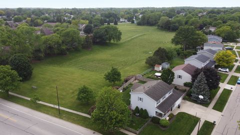Tiny photo for 105 Abbeywood Circle, Streamwood, IL 60107 (MLS # 12461443)