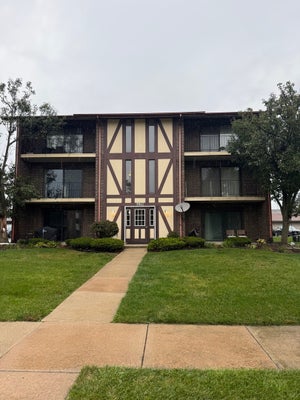 9942 SHADY LN APT 2A, ORLAND PARK, IL 60462 - Image 7c25b148f4654f50ecf5ac6ed5a8f9cf/3649879626
