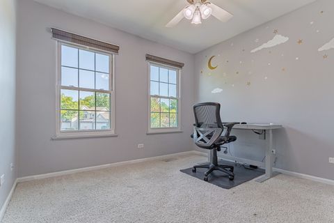 Tiny photo for 966 Willow Street #3-2, Itasca, IL 60143 (MLS # 12469218)