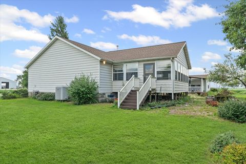 Tiny photo for 3345 County Road 400 E Road, Fisher, IL 61843 (MLS # 12434160)