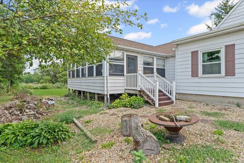 Tiny photo for 3345 County Road 400 E Road, Fisher, IL 61843 (MLS # 12434160)