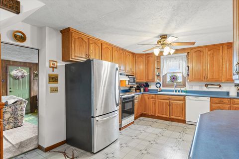 Tiny photo for 3345 County Road 400 E Road, Fisher, IL 61843 (MLS # 12434160)