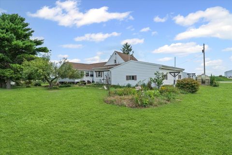 Tiny photo for 3345 County Road 400 E Road, Fisher, IL 61843 (MLS # 12434160)