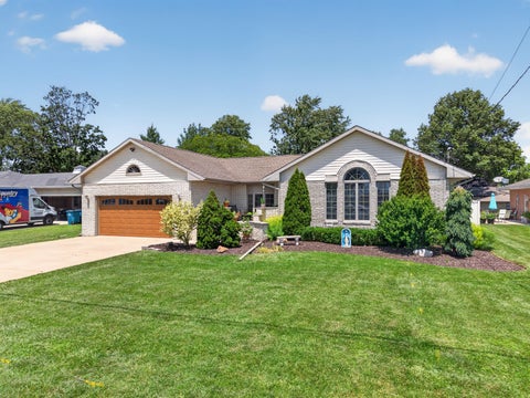 Tiny photo for 1722 Sharon Road, Streator, IL 61364 (MLS # 12691002)