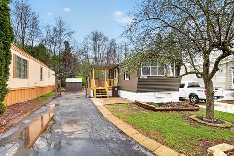 917 Lunga Drive, Round Lake, IL 60073 - #: 12621202