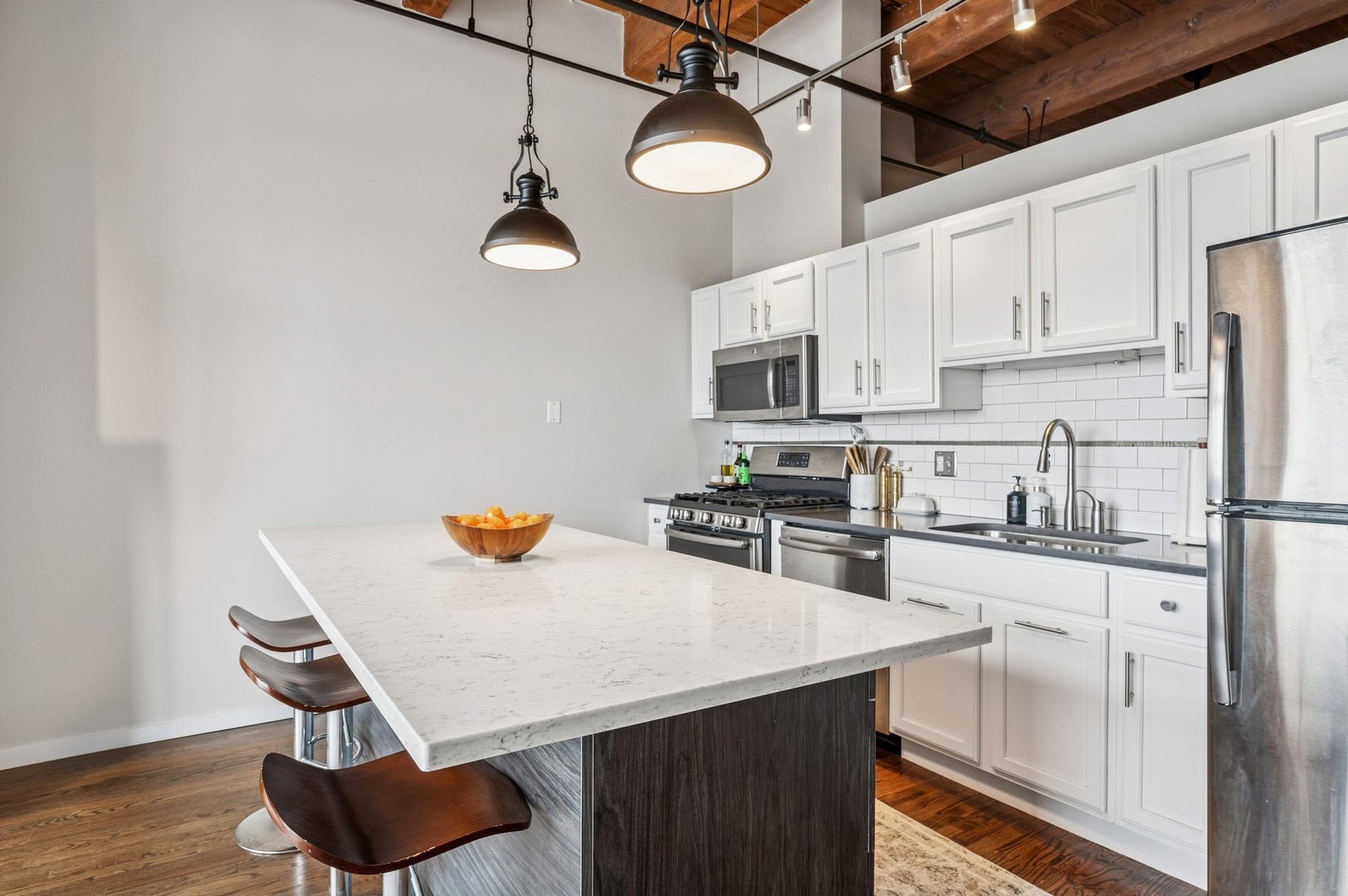 1250 W VAN BUREN Street 612