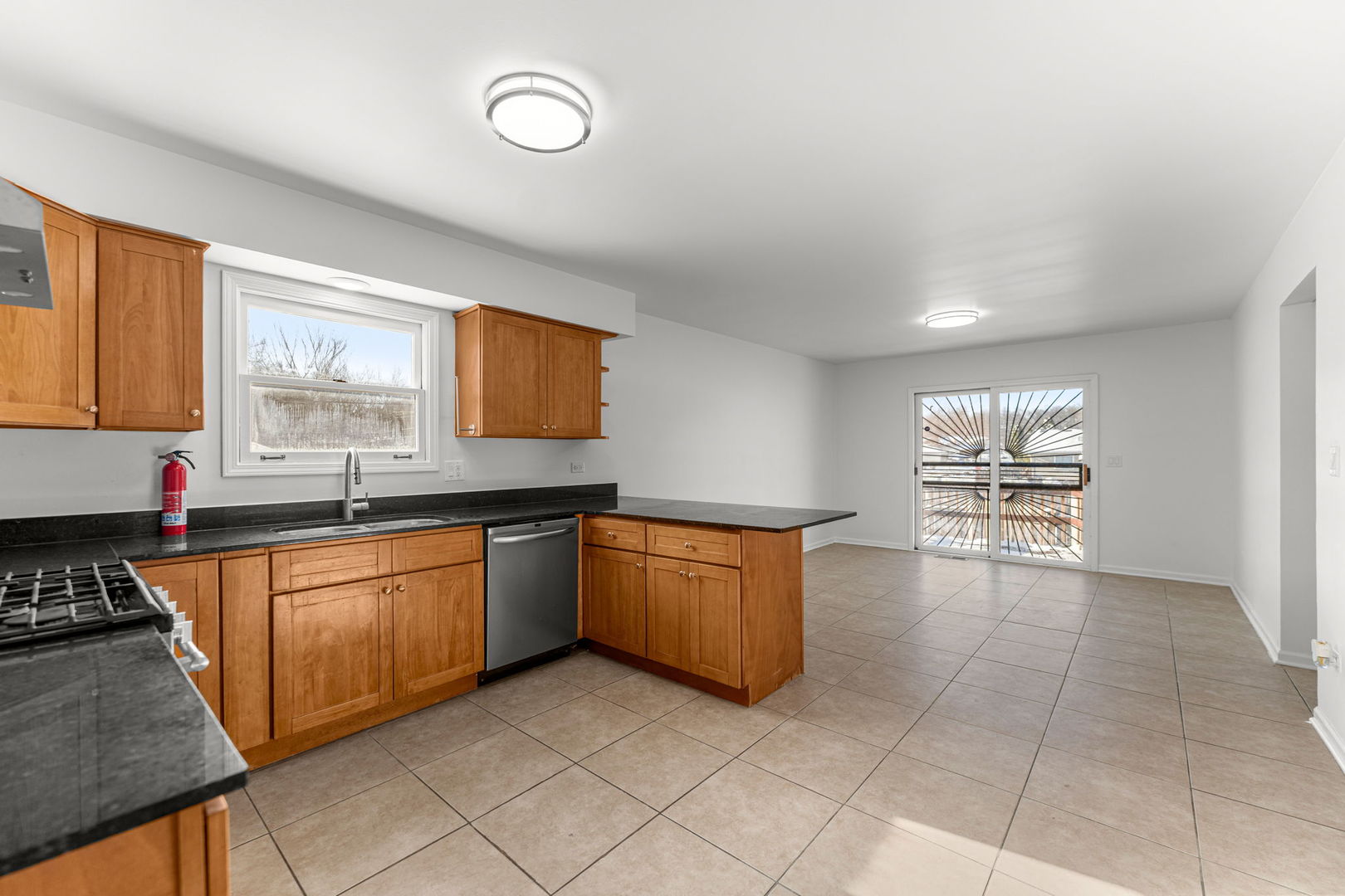 16446 Spaulding Avenue