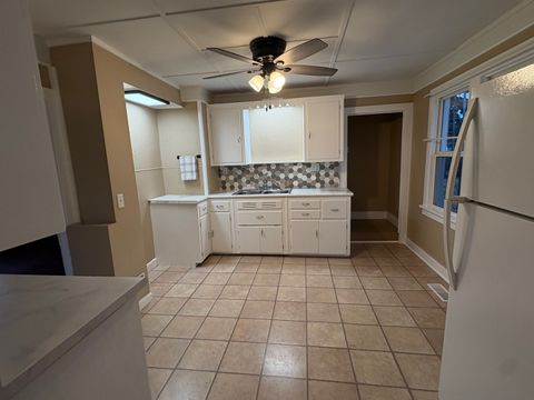 Tiny photo for 108 N Cherry Street, Kings, IL 61068 (MLS # 12536385)