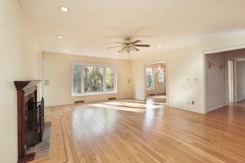 Tiny photo for 3815 Bordeaux Avenue, Northbrook, IL 60062 (MLS # 12499375)