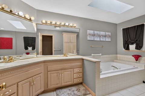 Tiny photo for 2519 Reynolds Manor Drive #2519, Ottawa, IL 61350 (MLS # 12717931)