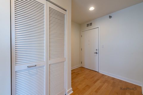 Tiny photo for 901 W MADISON Street #921, Chicago, IL 60607 (MLS # 12486002)