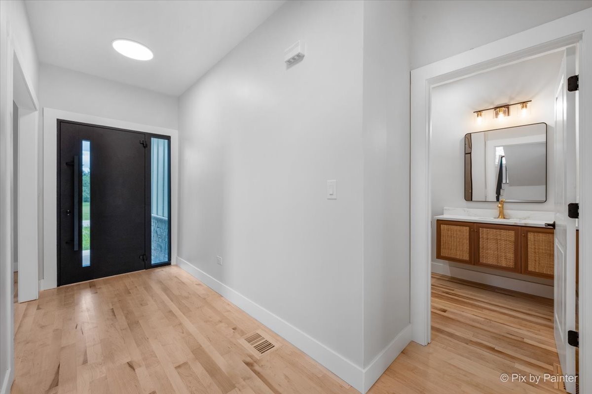 16212 Peregrine Trail