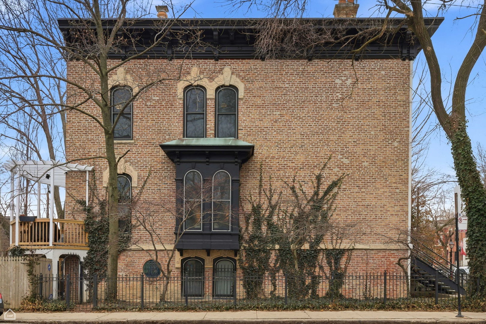 801 S Oakley Boulevard